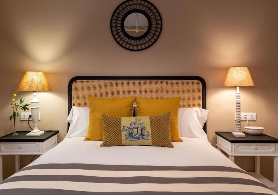 Plaza Nueva Deluxe Suite By Valcambre Sewilla Zewnętrze zdjęcie